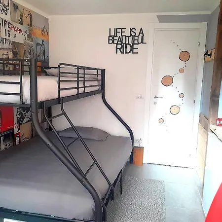 Lucia's Wood House *