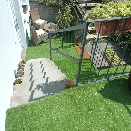 Lucia's Wood House Nyaraló *