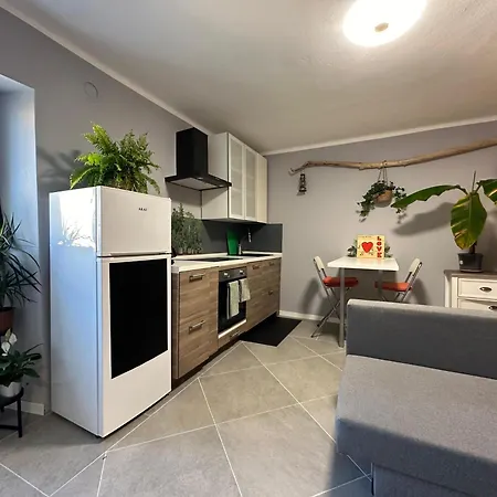 Nyaraló Lucia's Wood House