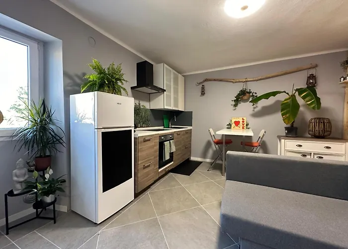 Semesterbostad Lucia's Wood House